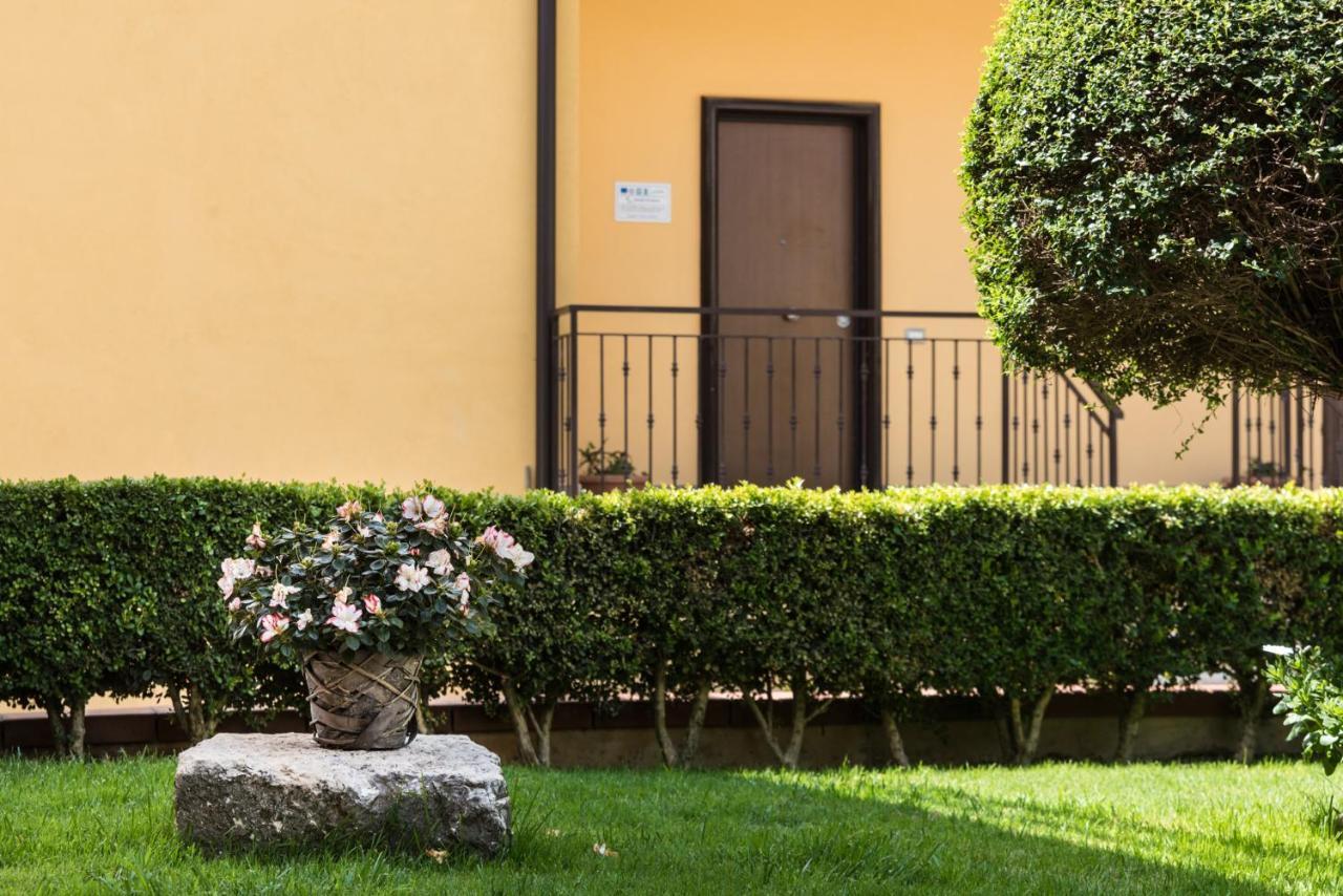 Casa Vacanza Dal Cavaliere Montesarchio Exterior foto